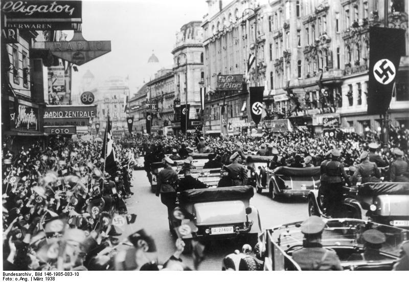 Hitler auf der Mariahilferstraße / Bundesarchiv